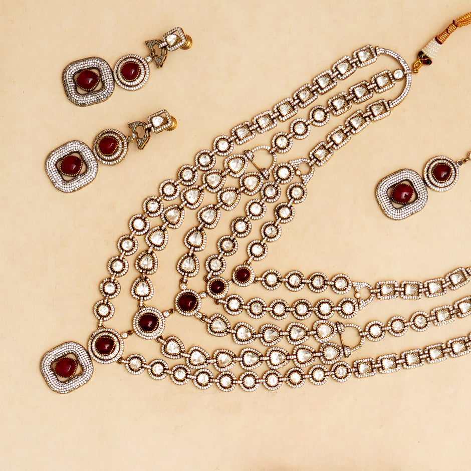Adhya Necklace Set