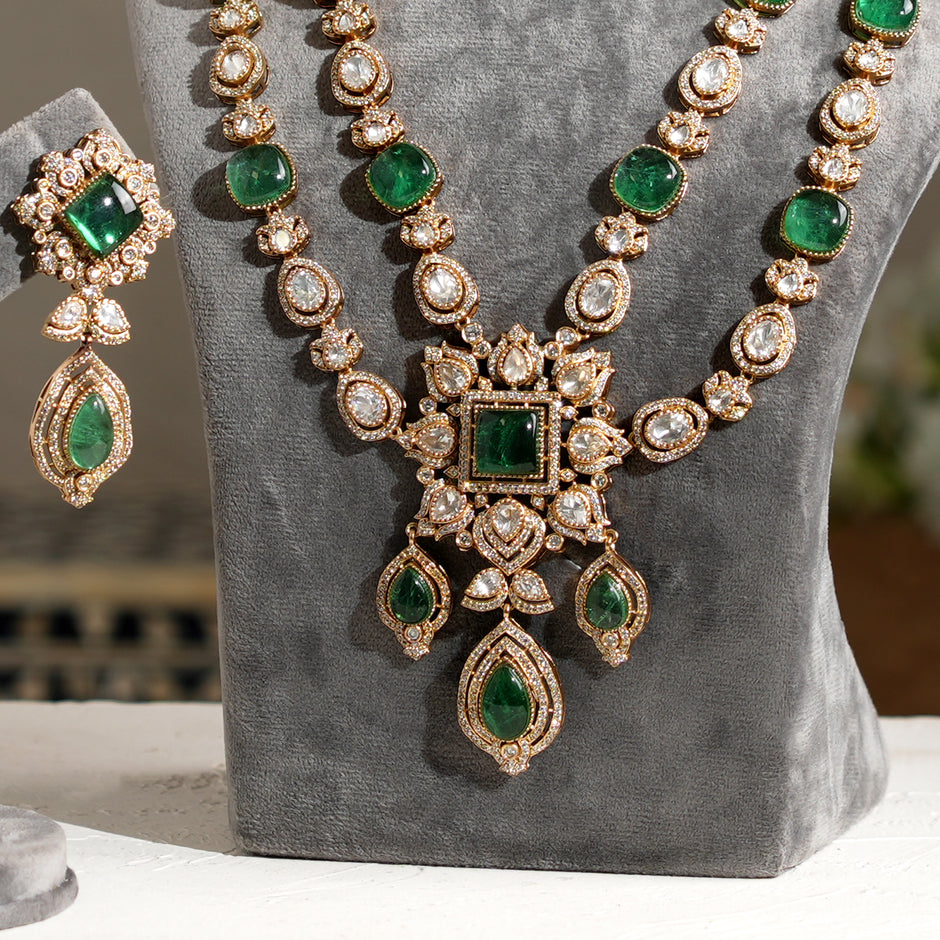 Veena Necklace Set