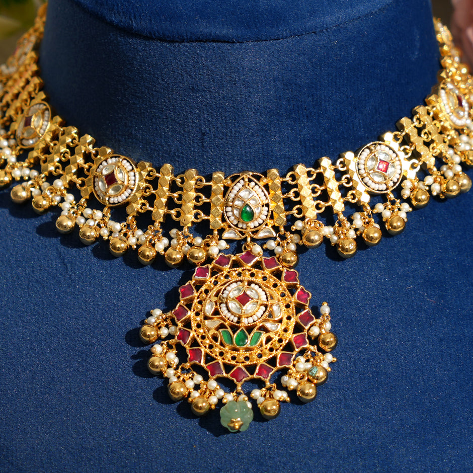 Mishika Necklace Set