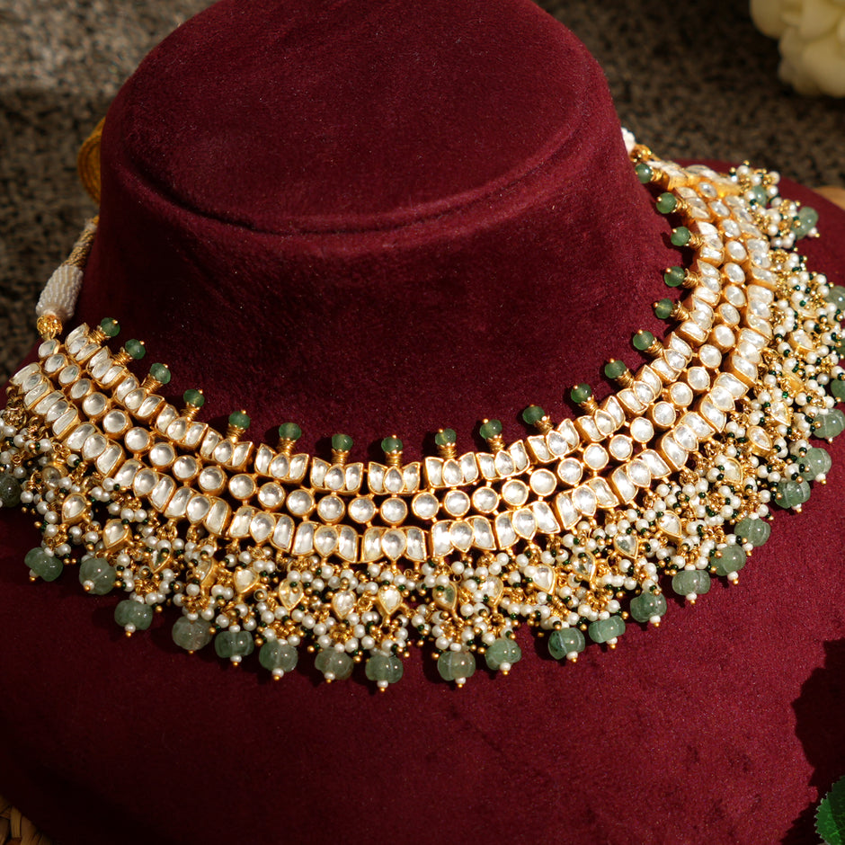Kamal Pachi Kundan Necklace Set