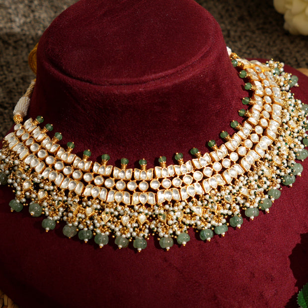 Kamal Pachi Kundan Necklace Set