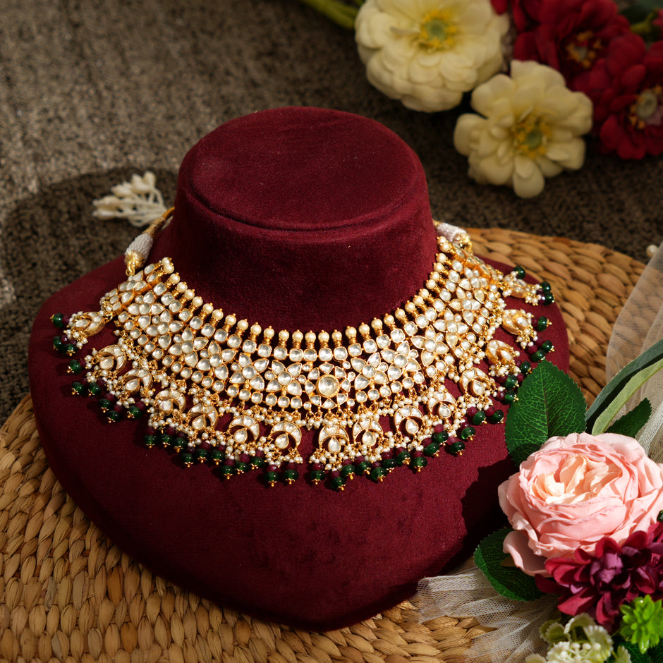 Amreli Pachi Kundan Necklace Set