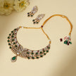 Avni Necklace Set