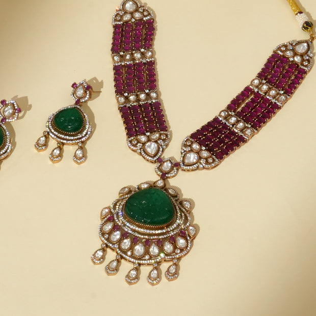 Falak Necklace Set