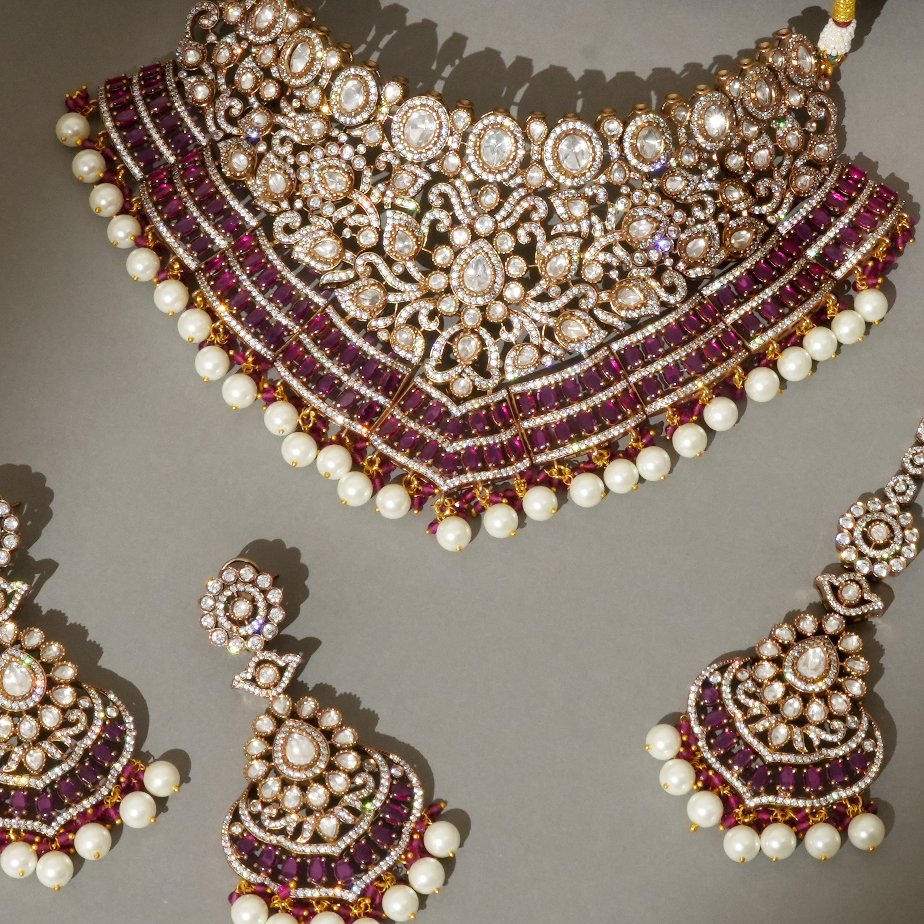 Inira Necklace Set