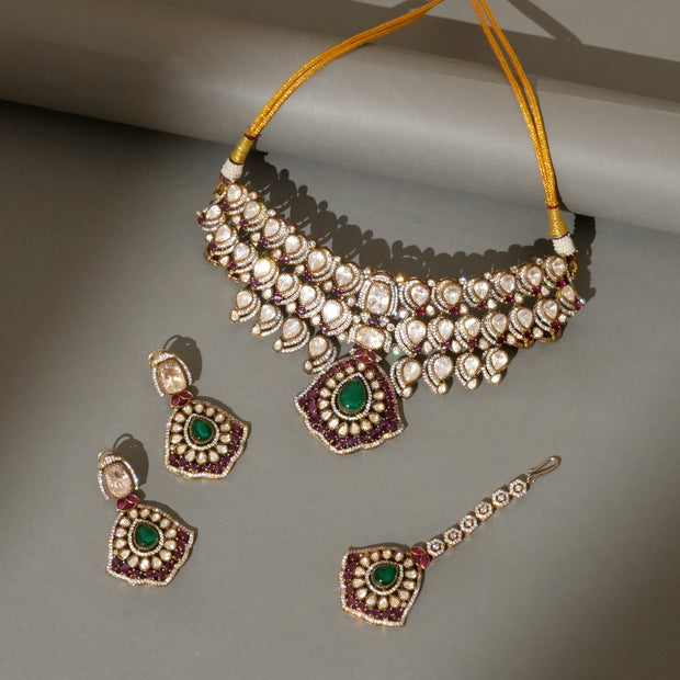 Chitraa Necklace Set