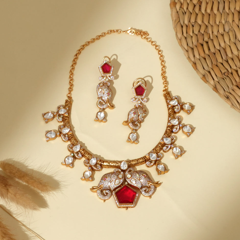 Saachi Necklace Set