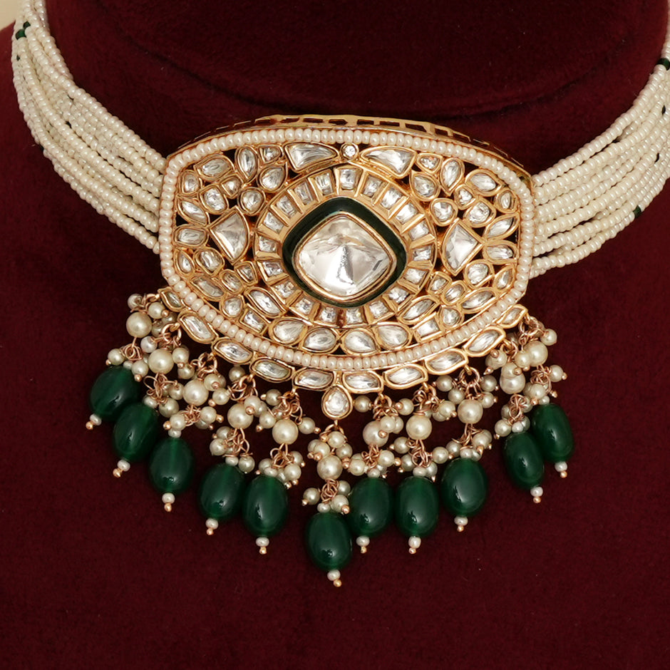 Mahika  Kundan  Necklace Set
